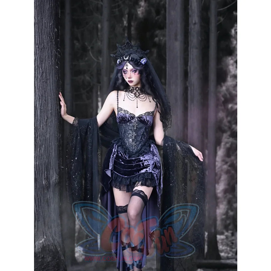 Gothic Velvet Lace Trailing Halter Dress