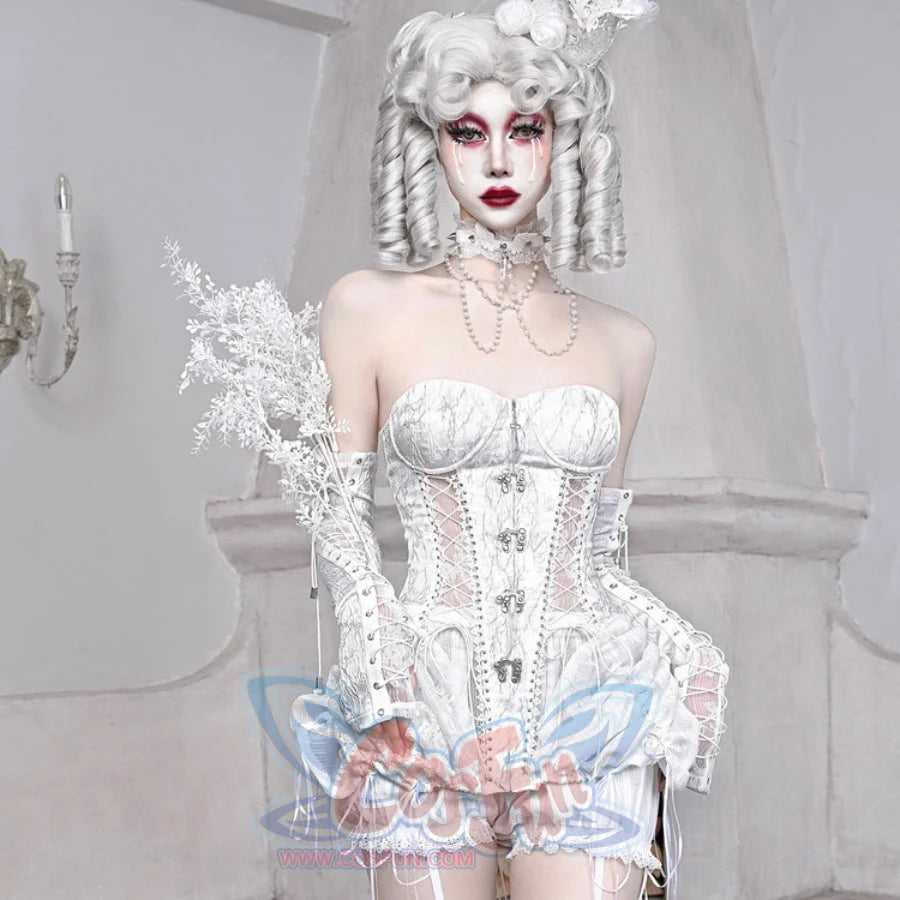 Alice Gothic Embossment Lace-Up Oversleeve