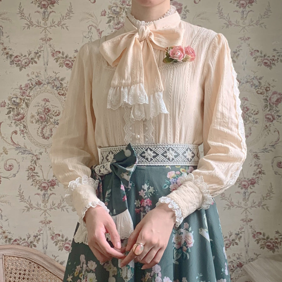 Elegant and Vintage Hollowed-out Long Sleeve Lolita Lace Shirt