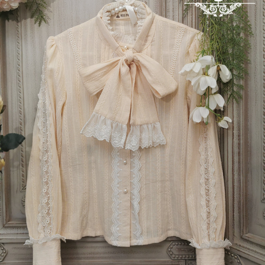 Elegant and Vintage Hollowed-out Long Sleeve Lolita Lace Shirt