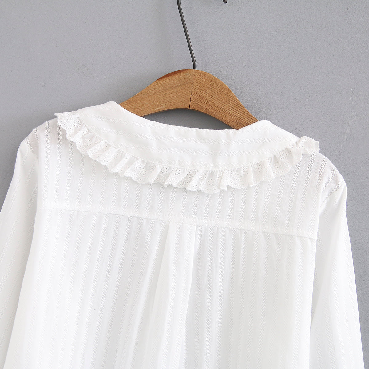 Soft Girl Sweet Doll Neck Lace Flare Sleeve Hollow Out Shirt S22291