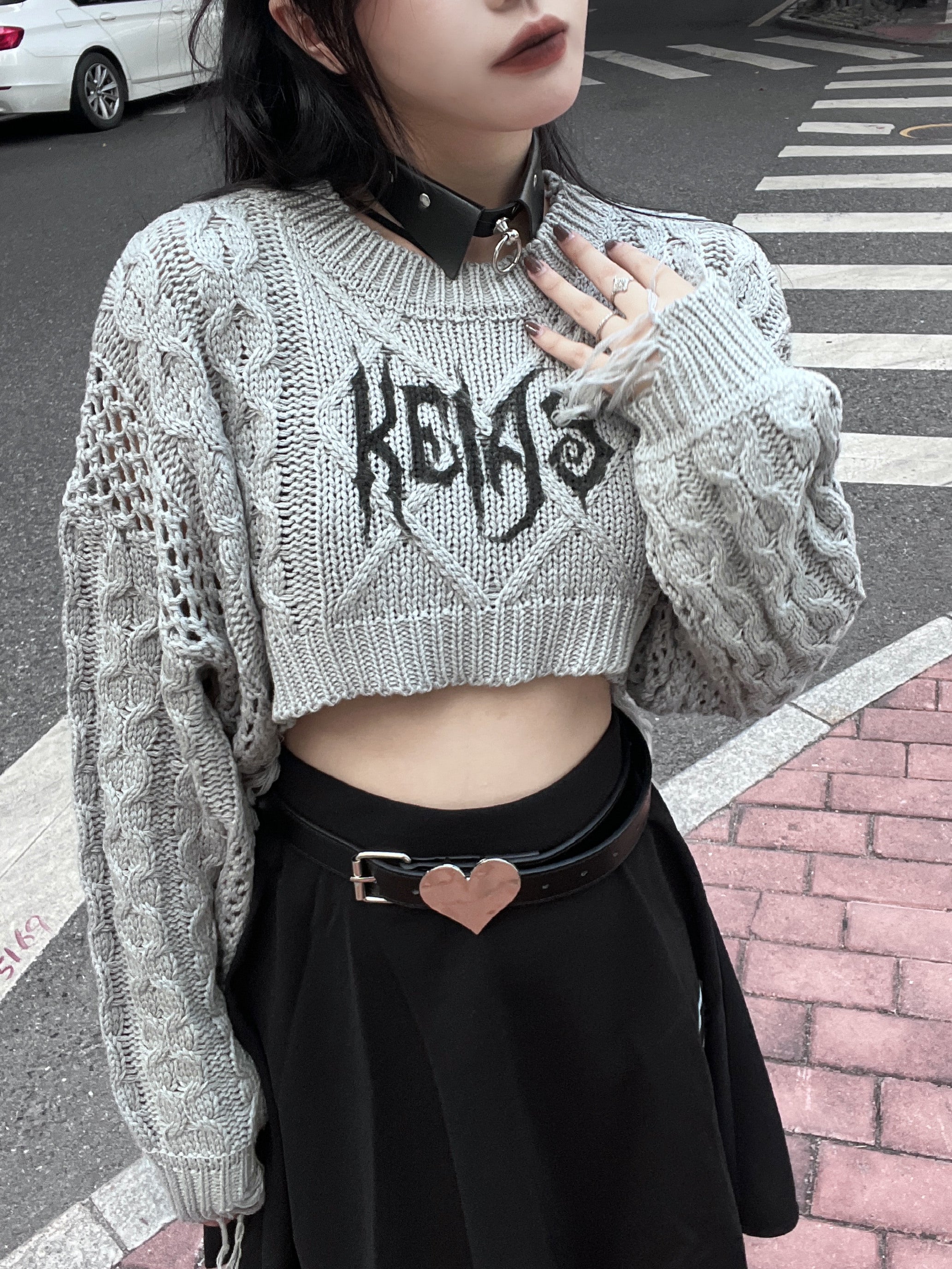 College Style Open Waist Round Neck Knitted Top