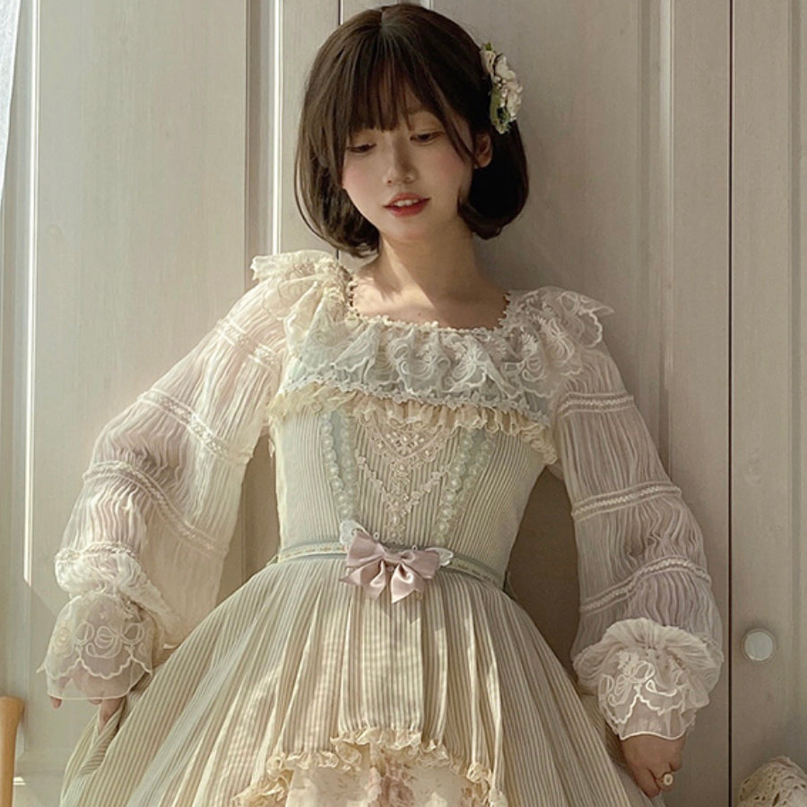 Swan Lake Vintage Lolita Lace Long-sleeved Shirt